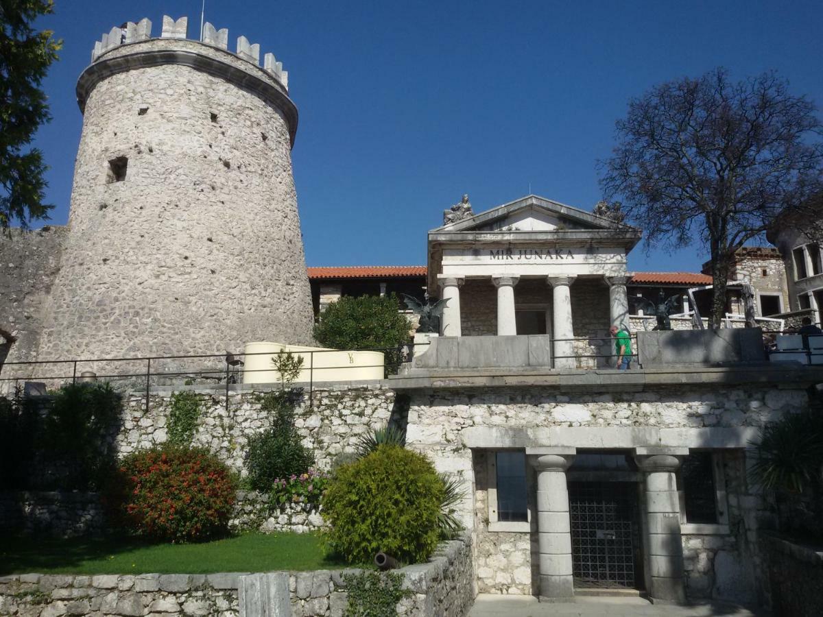 Apartment Belvedere With Seaview Rijeka Exterior foto