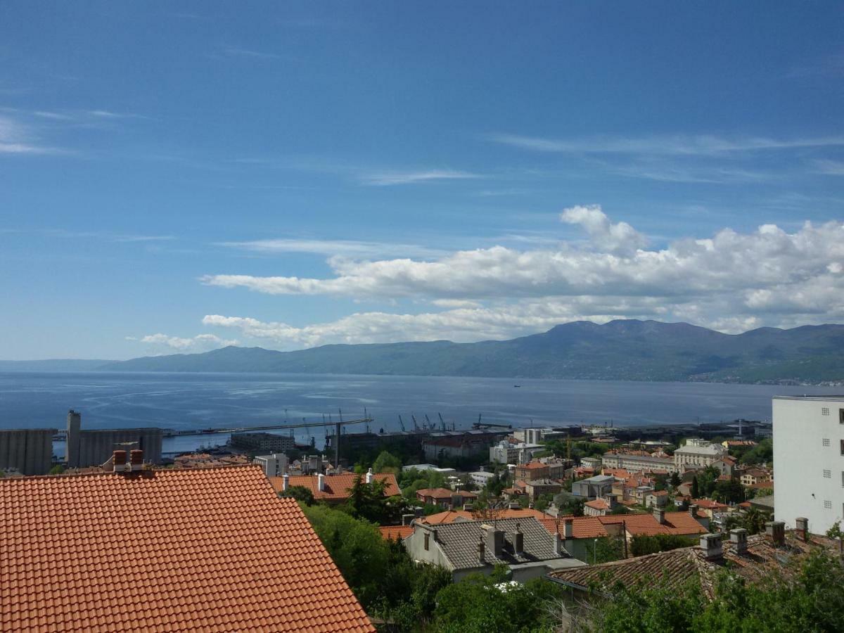 Apartment Belvedere With Seaview Rijeka Exterior foto